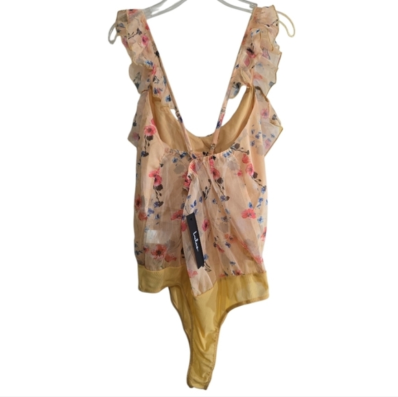 NWT Lulu's Perfect Chance Yellow Floral Print Chiffon Ruffled Bodysuit Medium - Picture 7 of 9